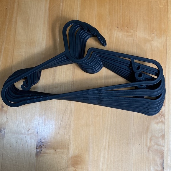 IKEA | set of 10 hangers - Picture 2 of 3